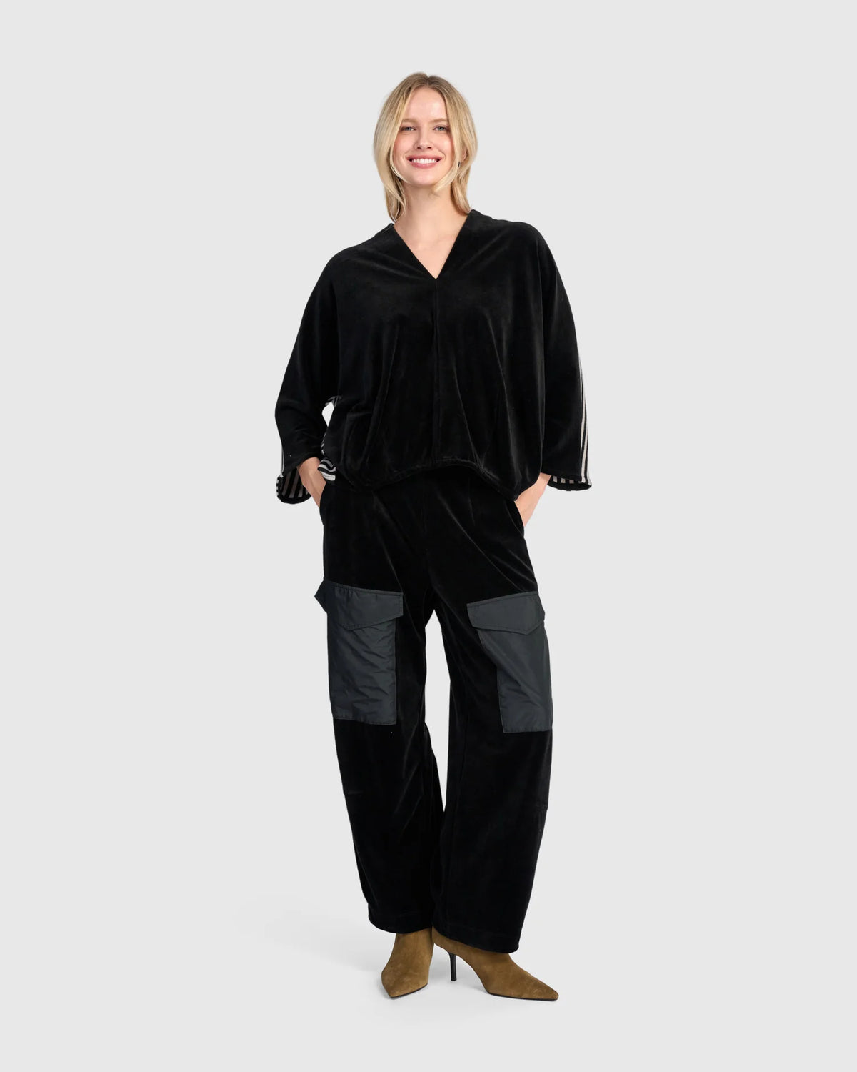 Alembika Urban Velvet Vav Top, Black Mix