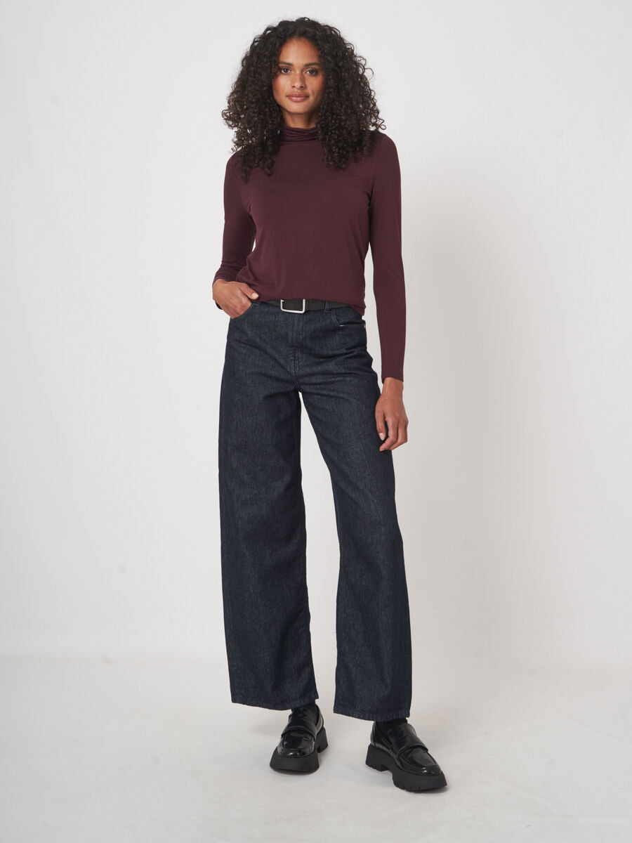 Repeat Cashmere Long-Sleeved Turtle neck Top