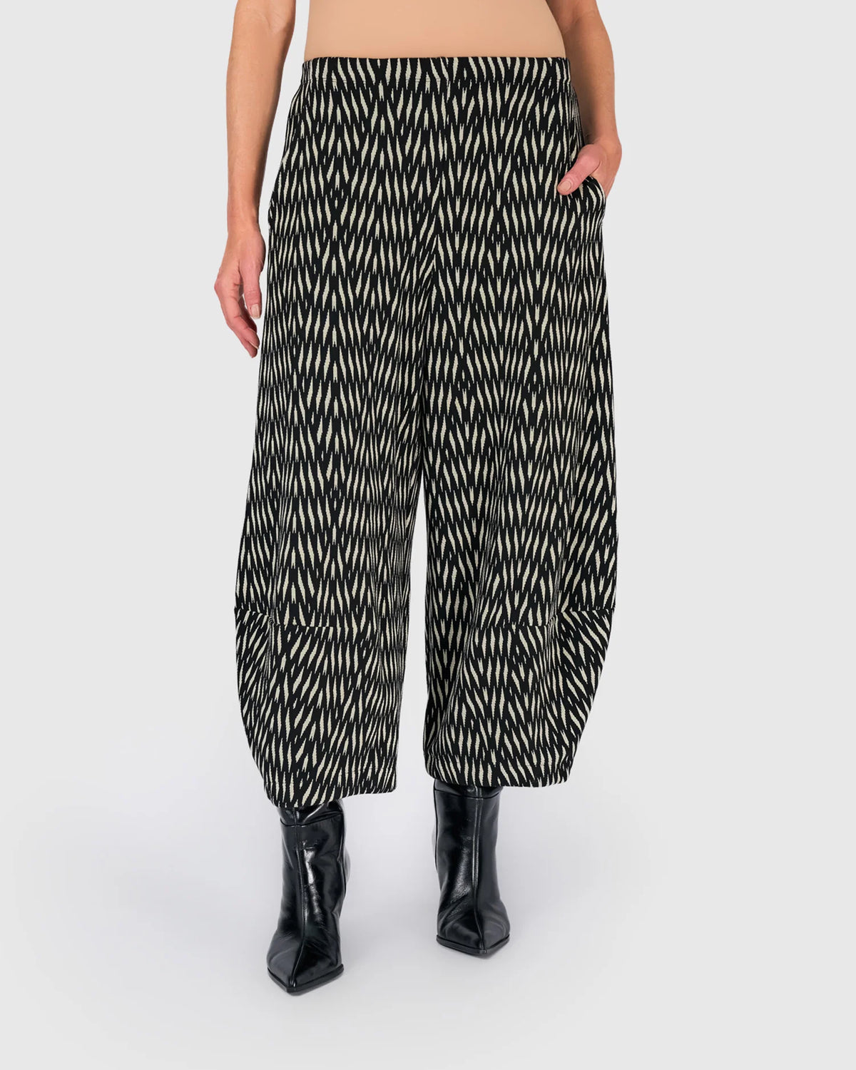 Alembika Pant Vector Lantern, Zebra