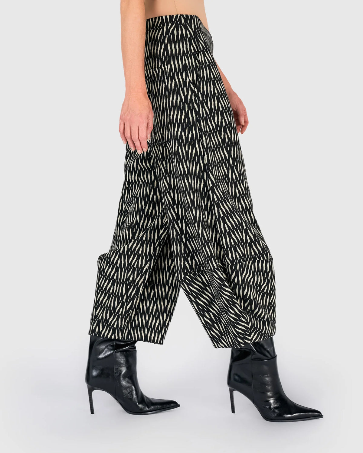 Alembika Pant Vector Lantern, Zebra